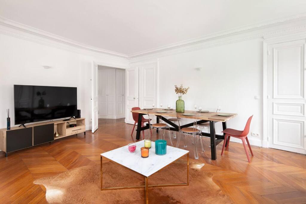 Sweet Luxury Home Arc The Triomphe Near Champs Elysees And Palais Des Congres 8 Ppl París Exterior foto