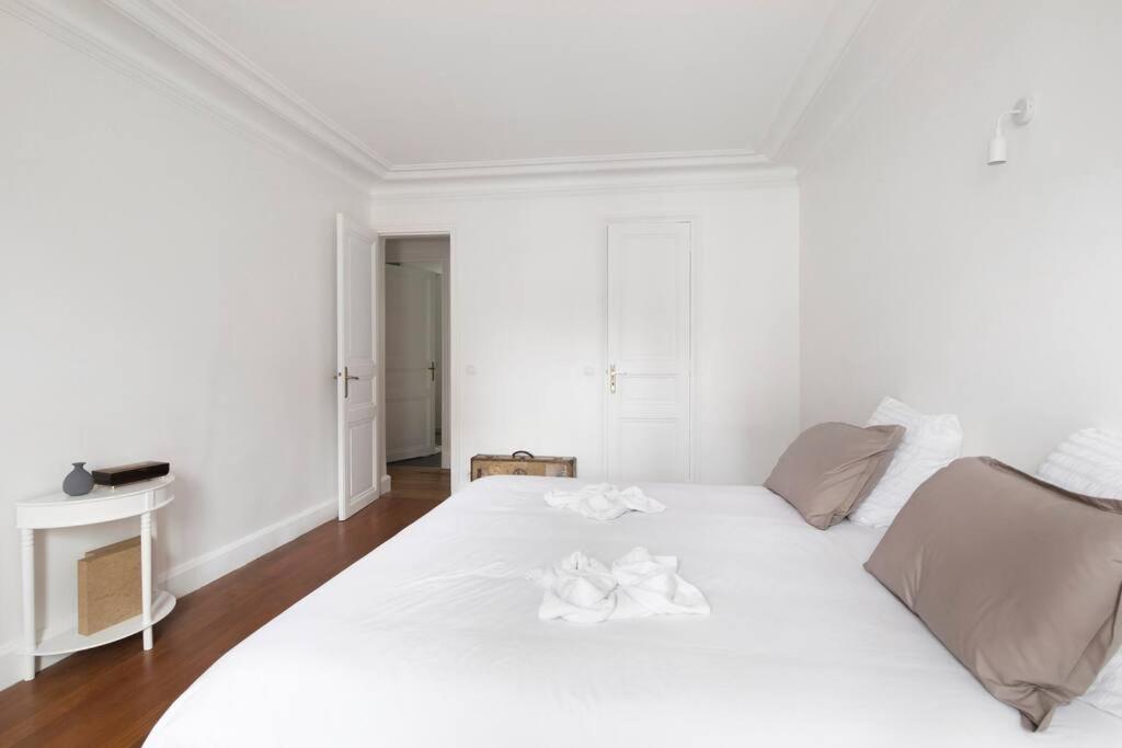 Sweet Luxury Home Arc The Triomphe Near Champs Elysees And Palais Des Congres 8 Ppl París Exterior foto
