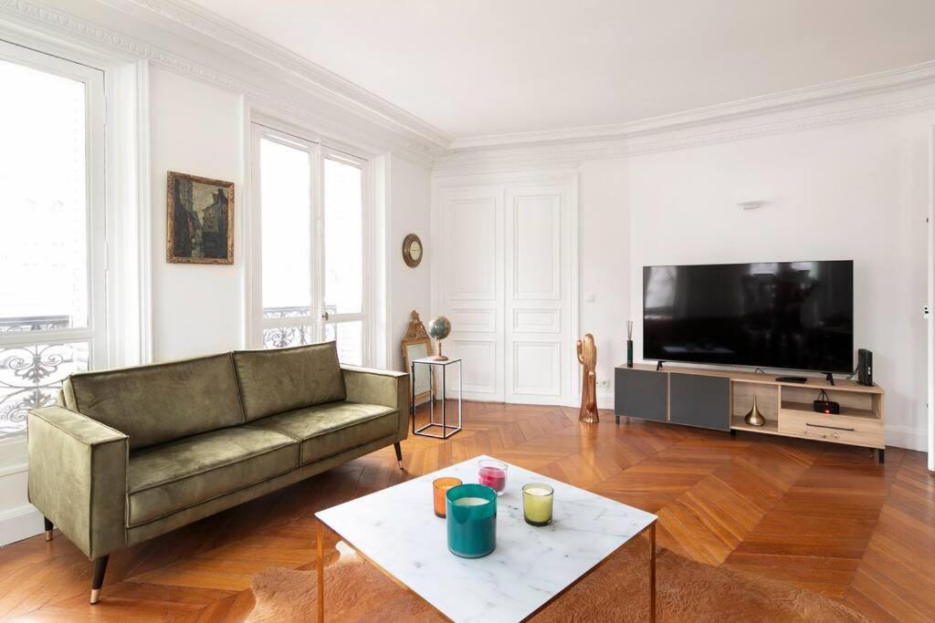 Sweet Luxury Home Arc The Triomphe Near Champs Elysees And Palais Des Congres 8 Ppl París Exterior foto