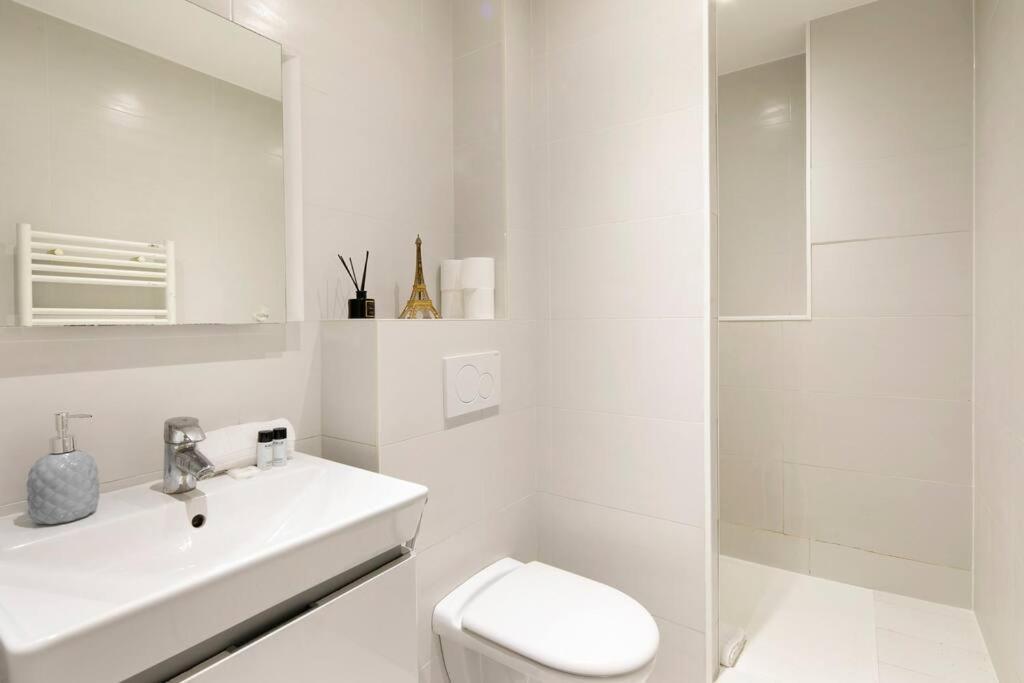 Sweet Luxury Home Arc The Triomphe Near Champs Elysees And Palais Des Congres 8 Ppl París Exterior foto